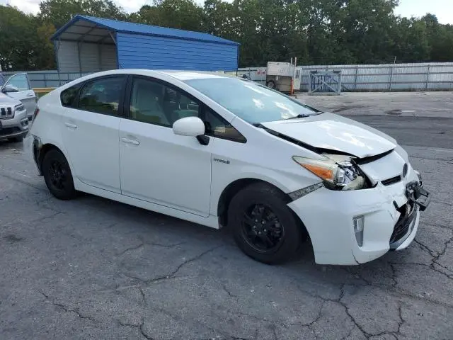 2014 TOYOTA PRIUS   