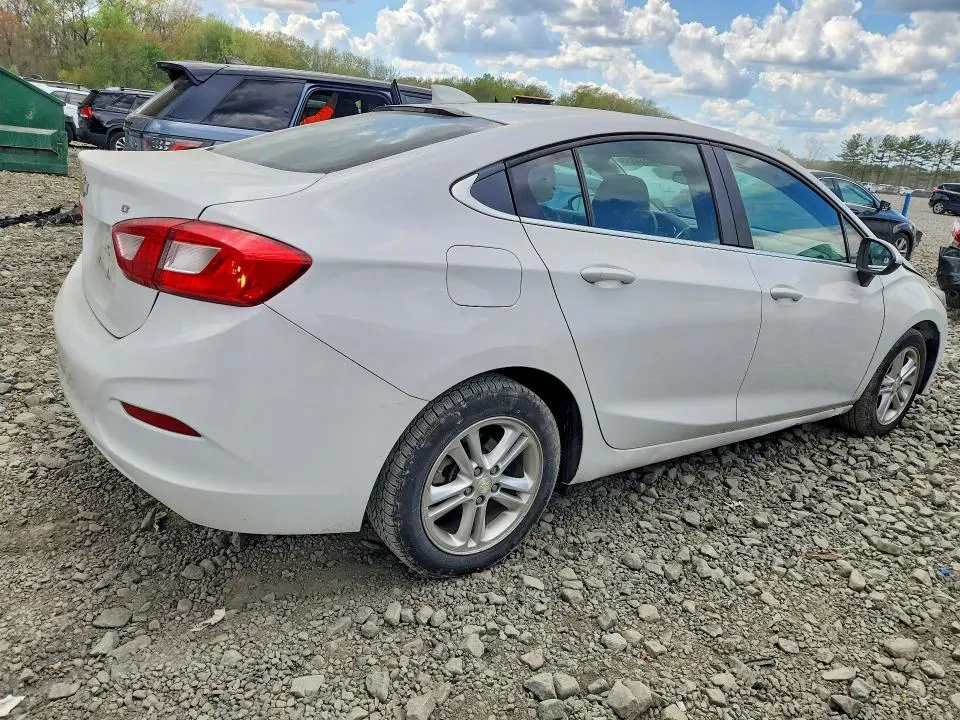 2018 CHEVROLET CRUZE LT  