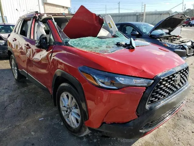 2024 TOYOTA COROLLA CROSS LE  
