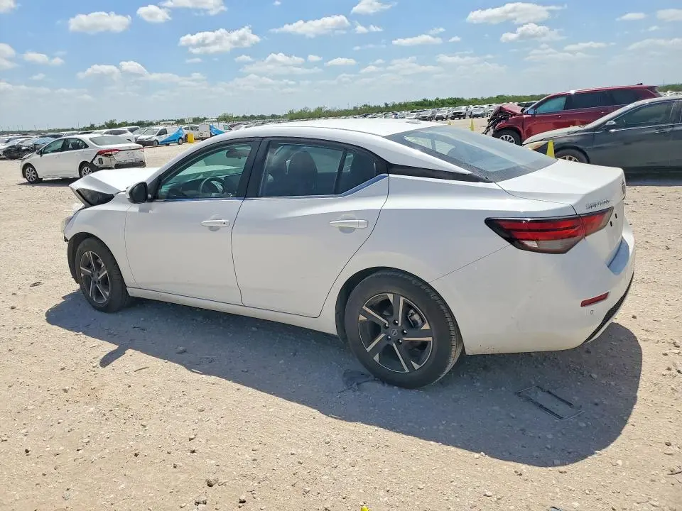 2024 NISSAN SENTRA SV  