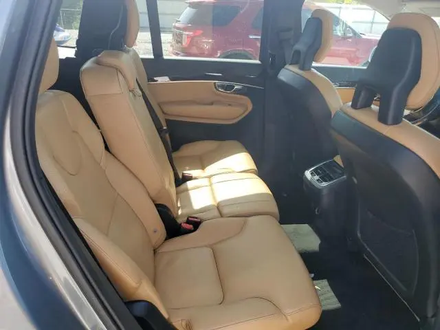 2016 VOLVO XC90 T6  