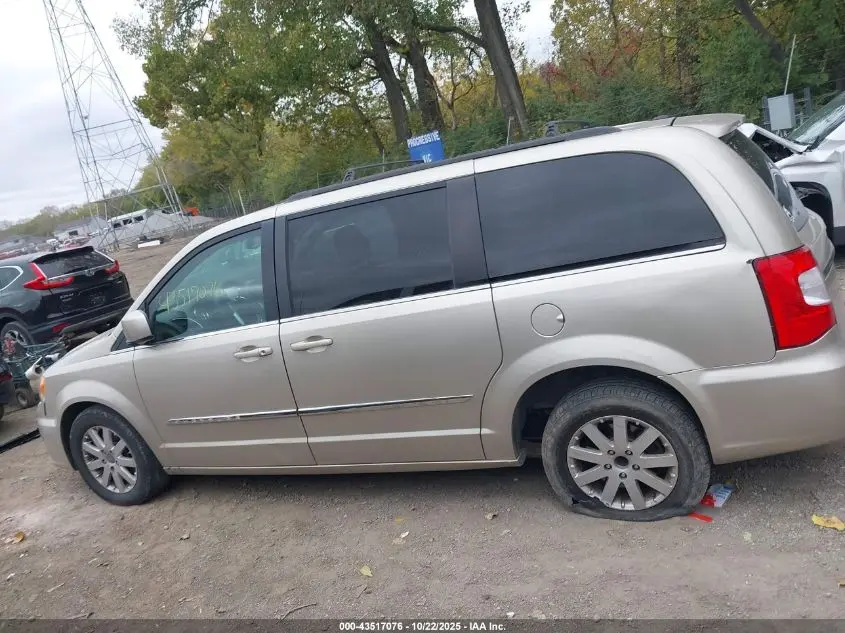 2015 CHRYSLER TOWN & COUNTRY TOURING