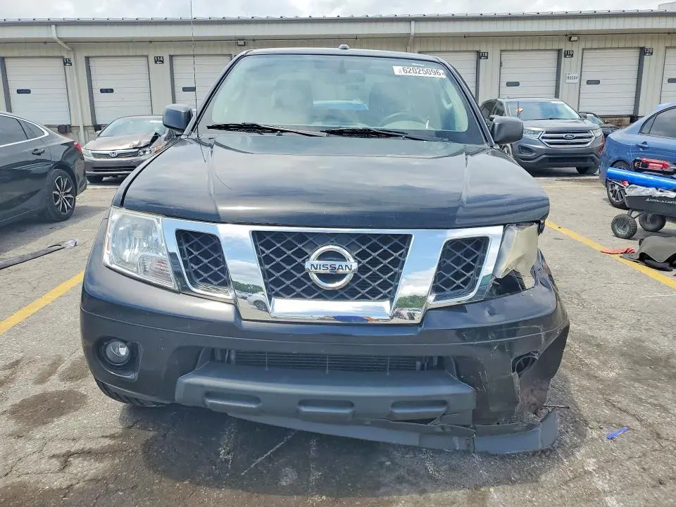 2013 NISSAN FRONTIER S  
