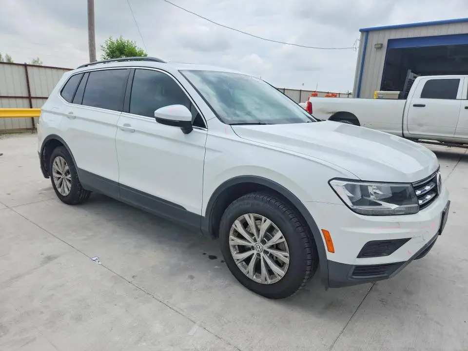2019 VOLKSWAGEN TIGUAN SE  