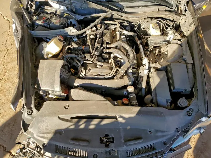 2016 LEXUS IS 200T  