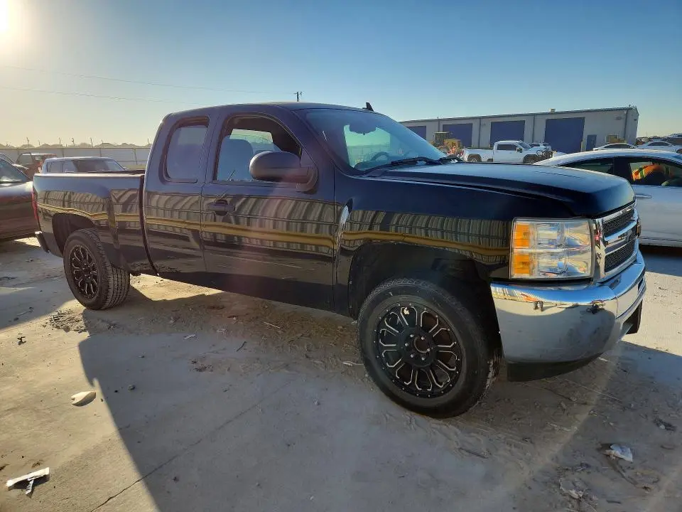 2013 CHEVROLET SILVERADO C1500 LS  