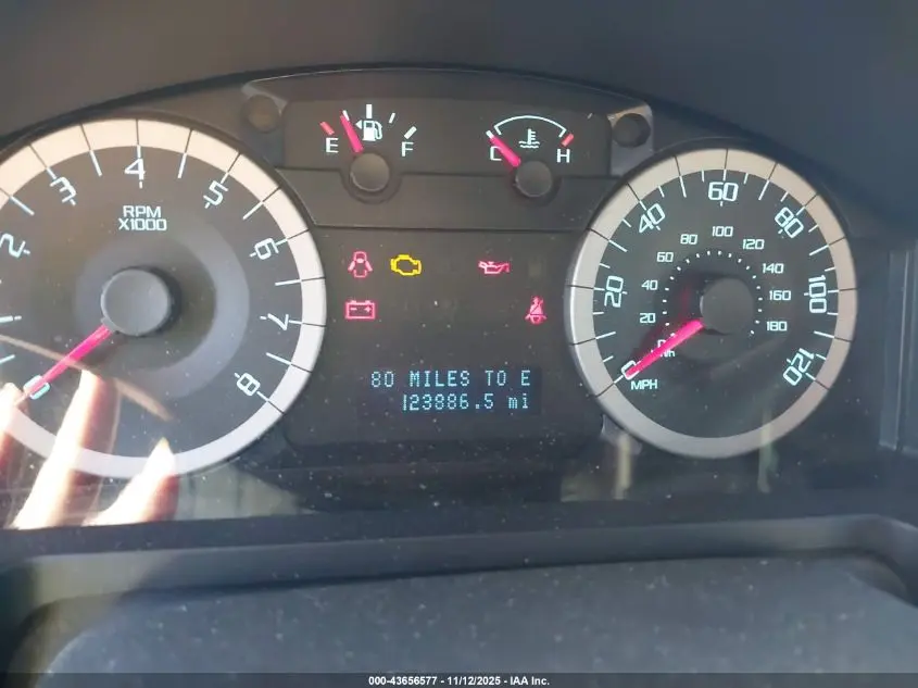 2010 FORD ESCAPE LIMITED