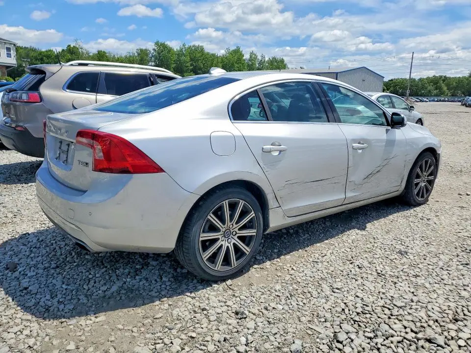 2017 VOLVO S60 PREMIER  