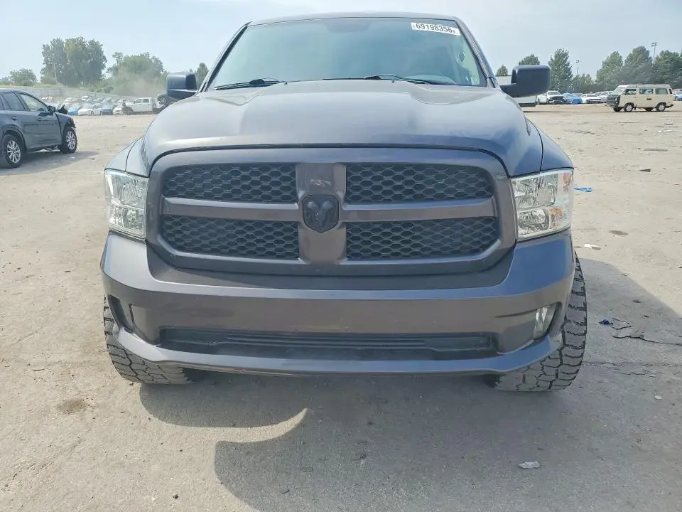 2015 RAM 1500 ST  