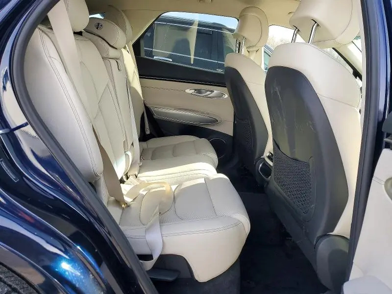 2025 GENESIS GV70 BASE  