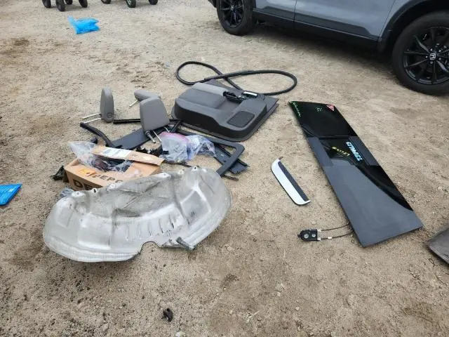 2020 GMC SIERRA K1500 SLT  