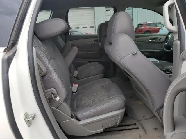 2014 CHEVROLET TRAVERSE LT  