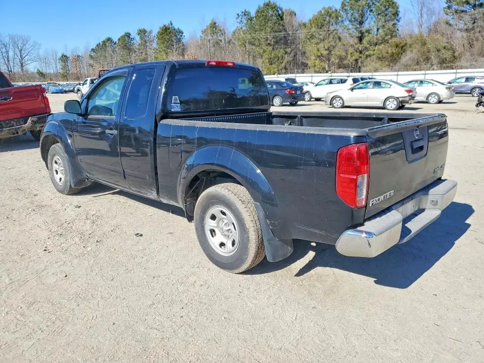 2017 NISSAN FRONTIER S  