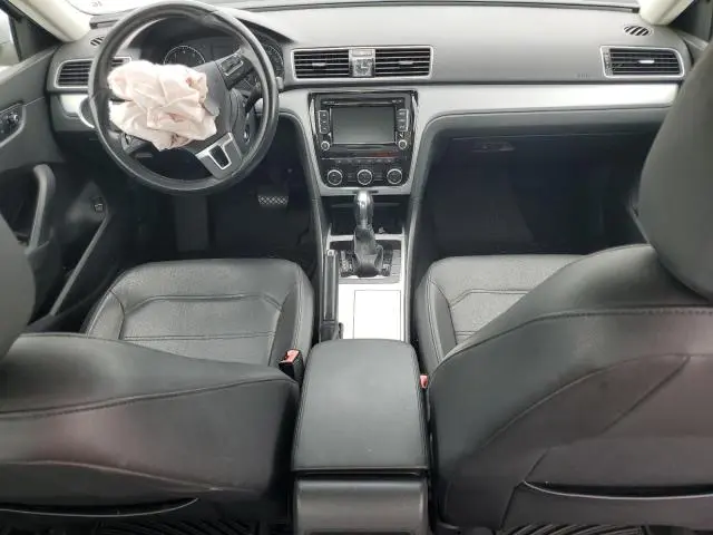 2012 VOLKSWAGEN PASSAT SE  