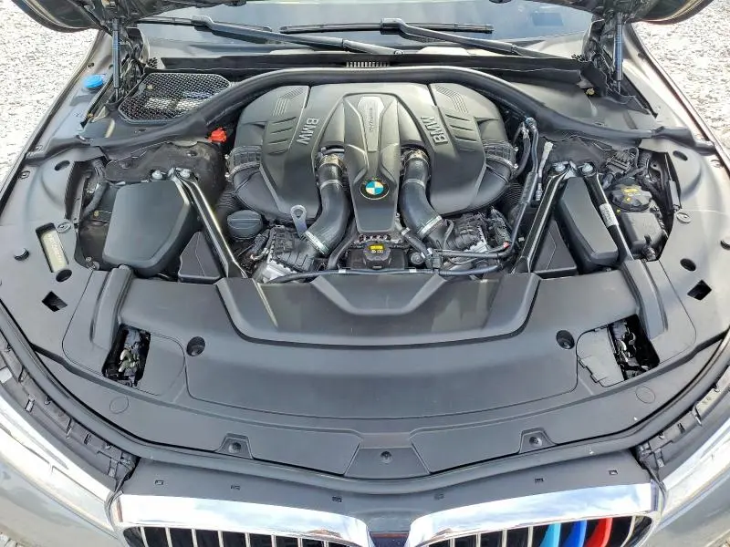 2018 BMW 750 I  