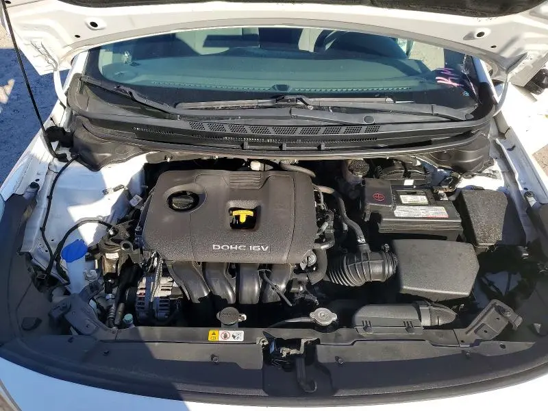 2017 KIA FORTE LX  