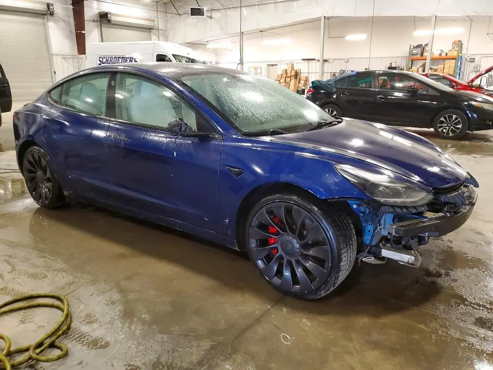 2021 TESLA MODEL 3   