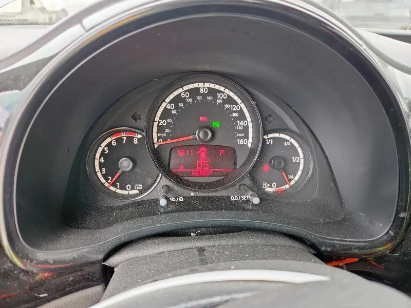 2013 VOLKSWAGEN BEETLE   