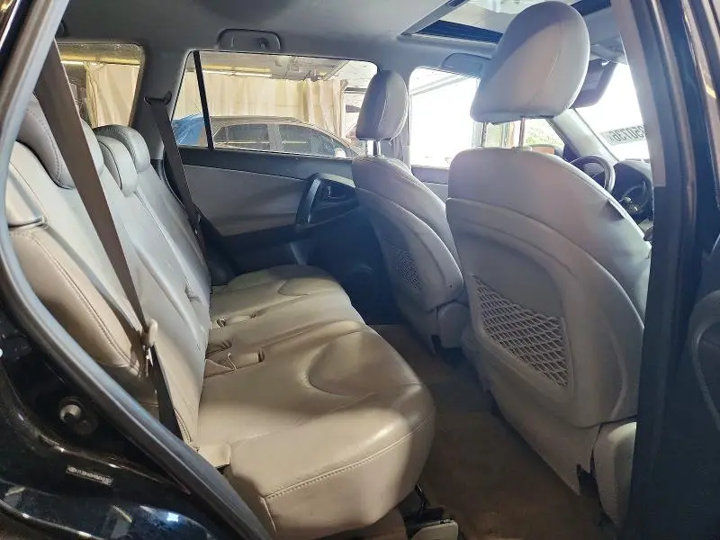 2011 TOYOTA RAV4 LIMITED  