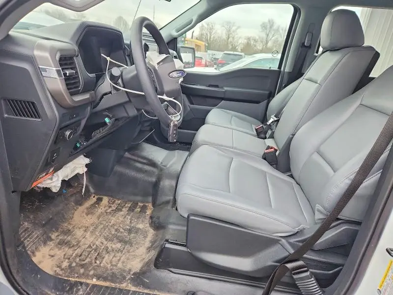 2025 FORD F150 XL  