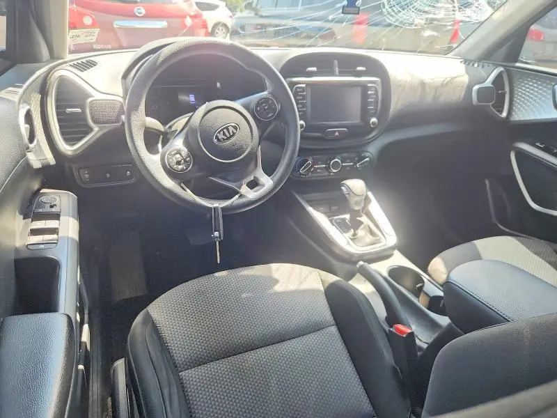 2020 KIA SOUL LX  