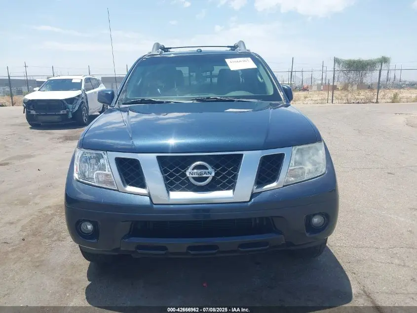 2015 NISSAN FRONTIER PRO-4X