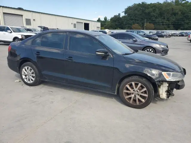 2012 VOLKSWAGEN JETTA SE  