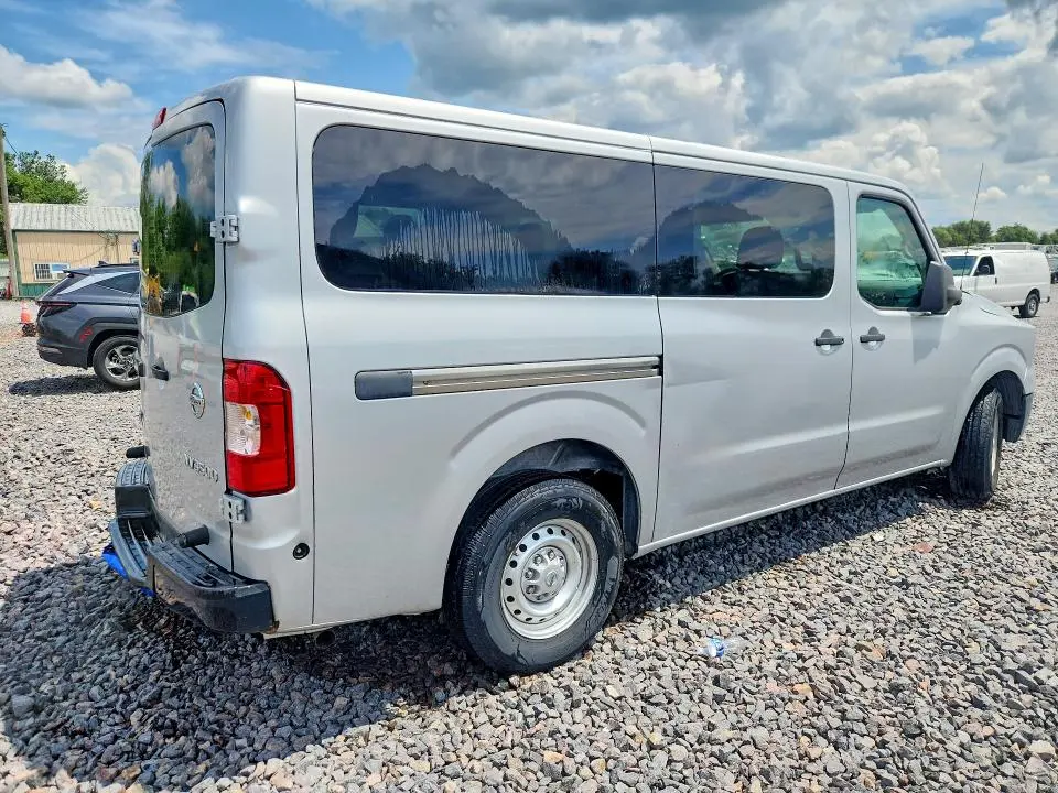 2017 NISSAN NV 3500 HD S  