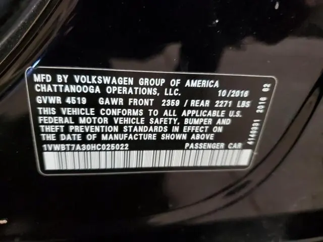 2017 VOLKSWAGEN PASSAT SE