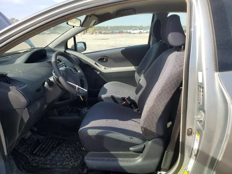 2010 TOYOTA YARIS BASE  