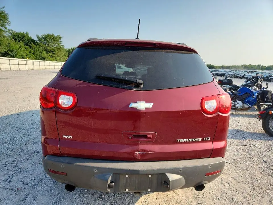 2011 CHEVROLET TRAVERSE LTZ  