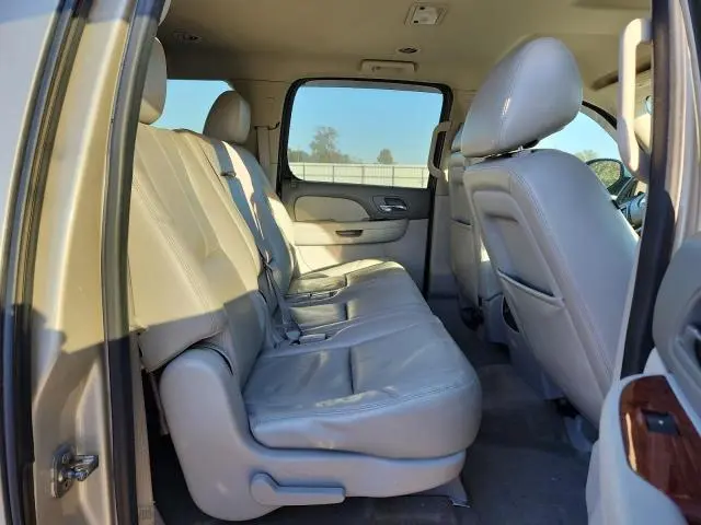2013 CHEVROLET SUBURBAN C1500 LT  