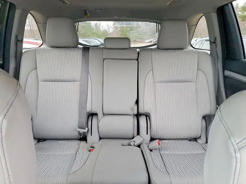 2018 TOYOTA HIGHLANDER LE PLUS  