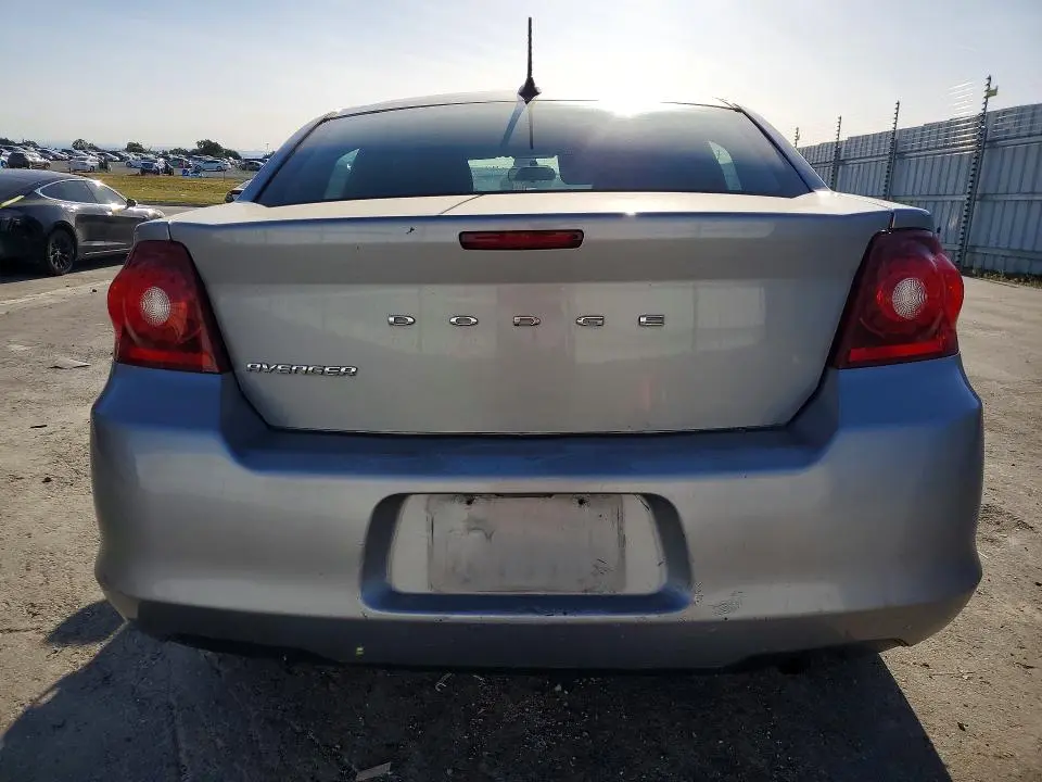 2013 DODGE AVENGER SE  