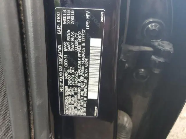 2020 VOLVO XC60 T6 MOMENTUM  