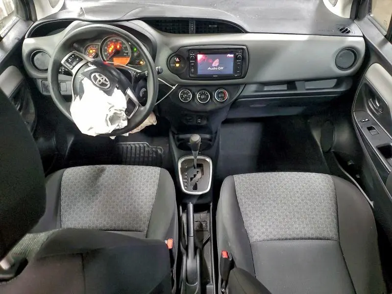 2017 TOYOTA YARIS 5-DOOR L FLEET  