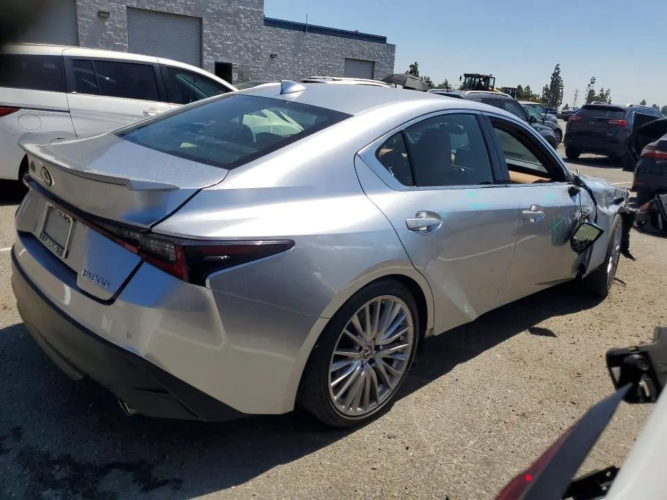 2022 LEXUS IS 300  