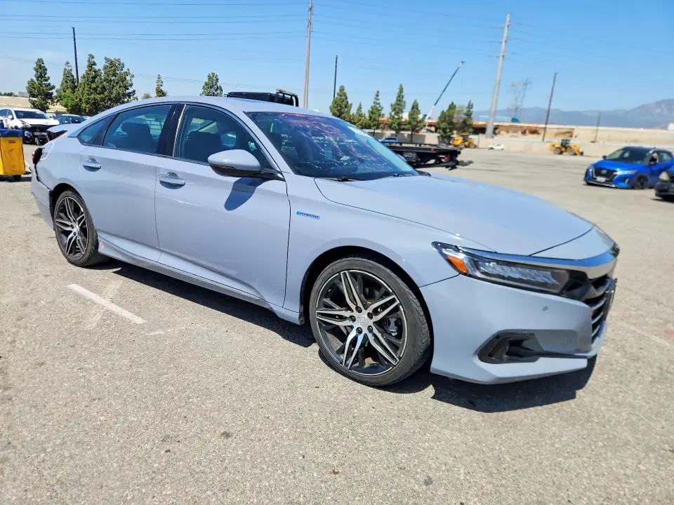 2022 HONDA ACCORD TOURING HYBRID  