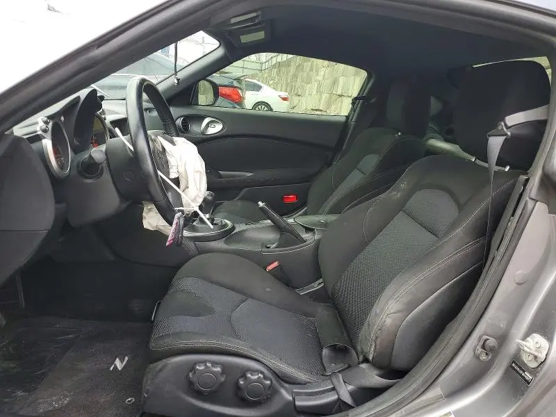 2015 NISSAN 370Z SPORT TECH  