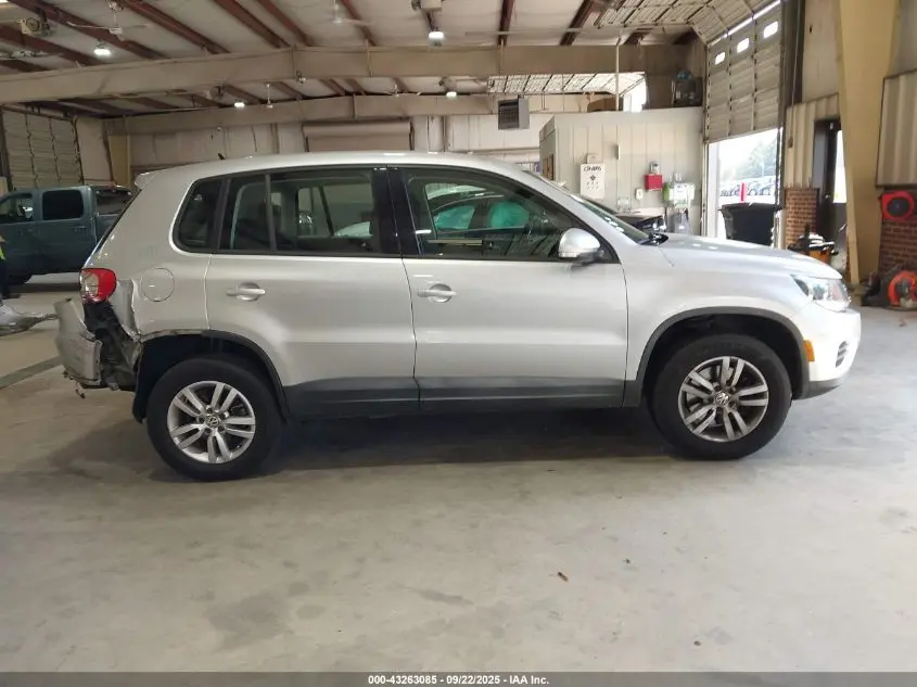 2013 VOLKSWAGEN TIGUAN S