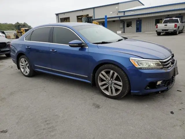 2017 VOLKSWAGEN PASSAT SE