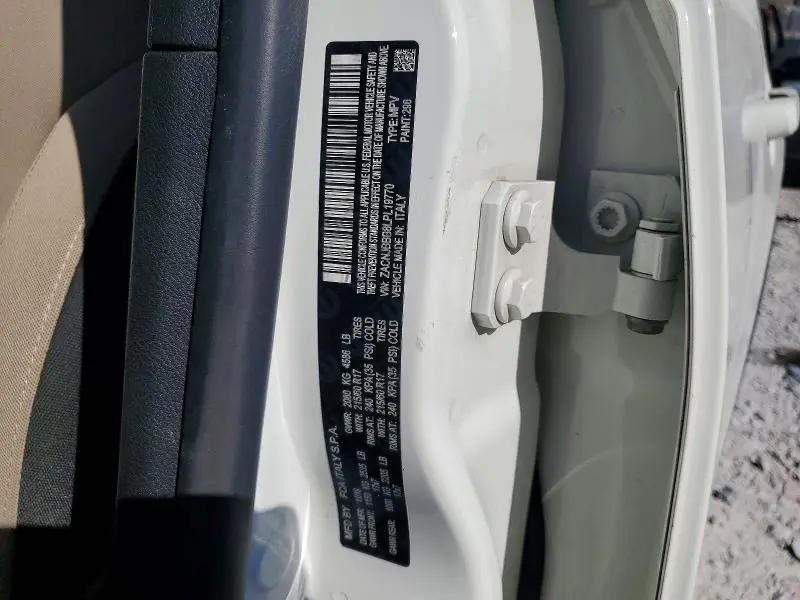 2020 JEEP RENEGADE LATITUDE  