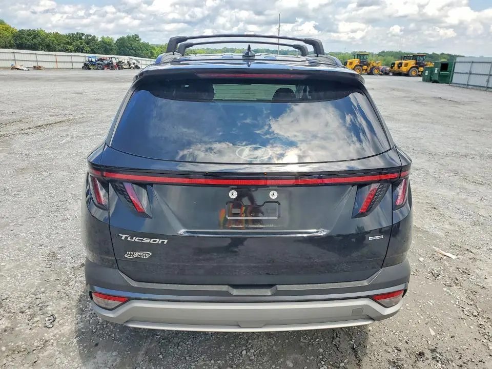 2025 HYUNDAI TUCSON SEL  