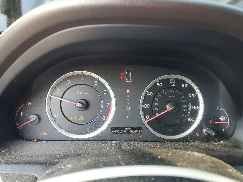 2010 HONDA ACCORD LX  