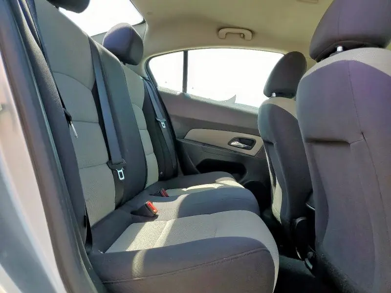 2015 CHEVROLET CRUZE LS  