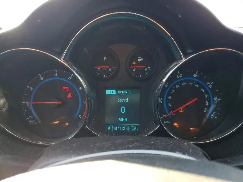 2015 CHEVROLET CRUZE LT  