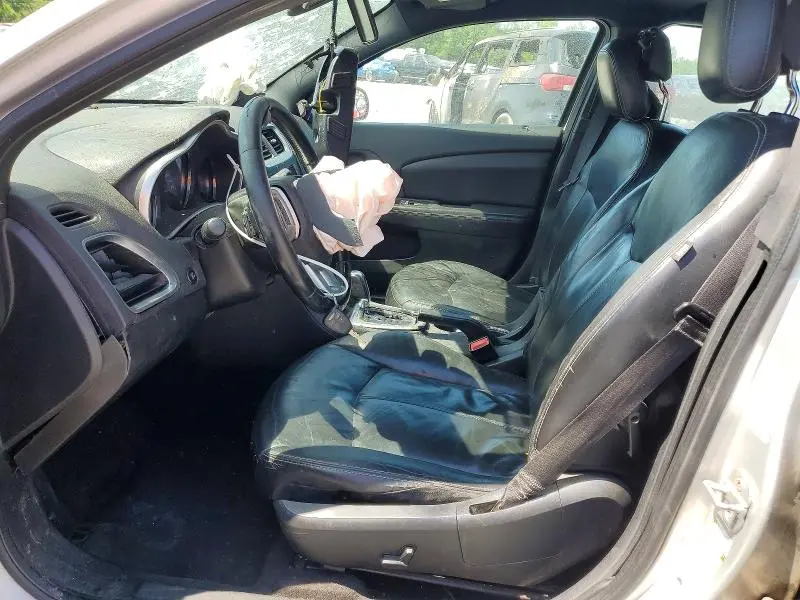 2011 DODGE AVENGER LUX  