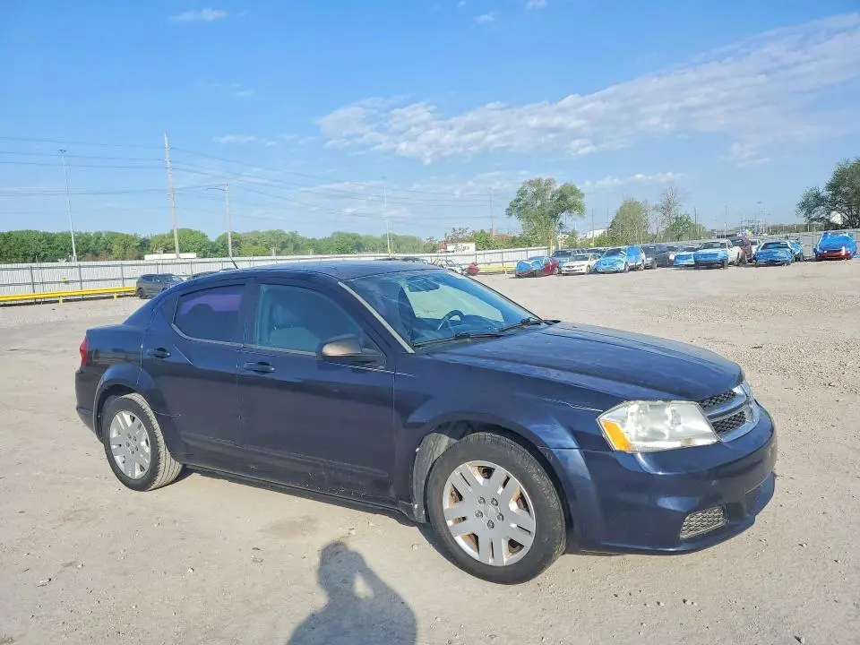 2011 DODGE AVENGER EXPRESS  