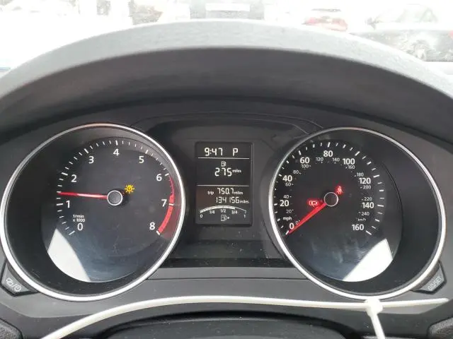 2016 VOLKSWAGEN JETTA SE  