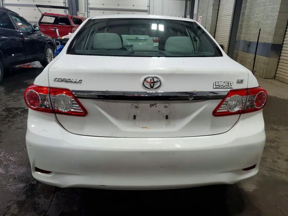 2011 TOYOTA COROLLA LE  